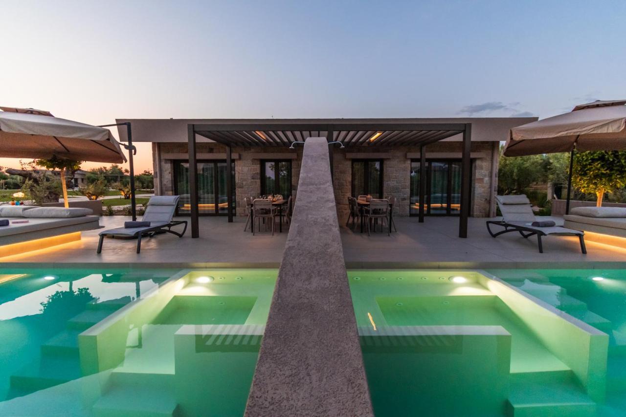 Nestor Luxury Villas With Private Pools Romanu Exterior foto
